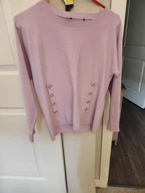Spenser Jeremy Lavender Crewneck Sweater with Decorative Buttons